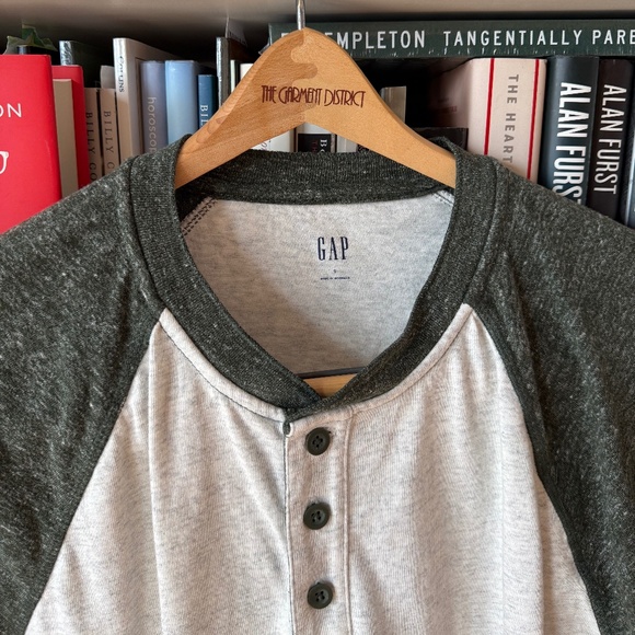 Gap | S | Henley Shirt - Picture 3 of 9